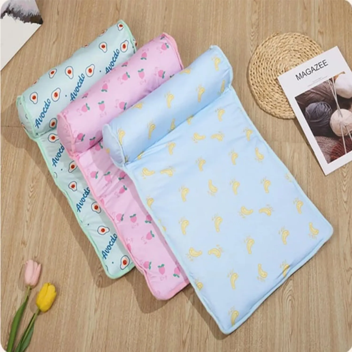 RJDJ Cats/Dogs Cooling Bed, Ice Silk Cool Pillow Cushion, Pet Ice Pad Mat, Pet Cooling Ice Mat, Washable Breathable Summer Pet Ice Mat Sleeping Pad with Pillow (Blue, 60 * 40cm)